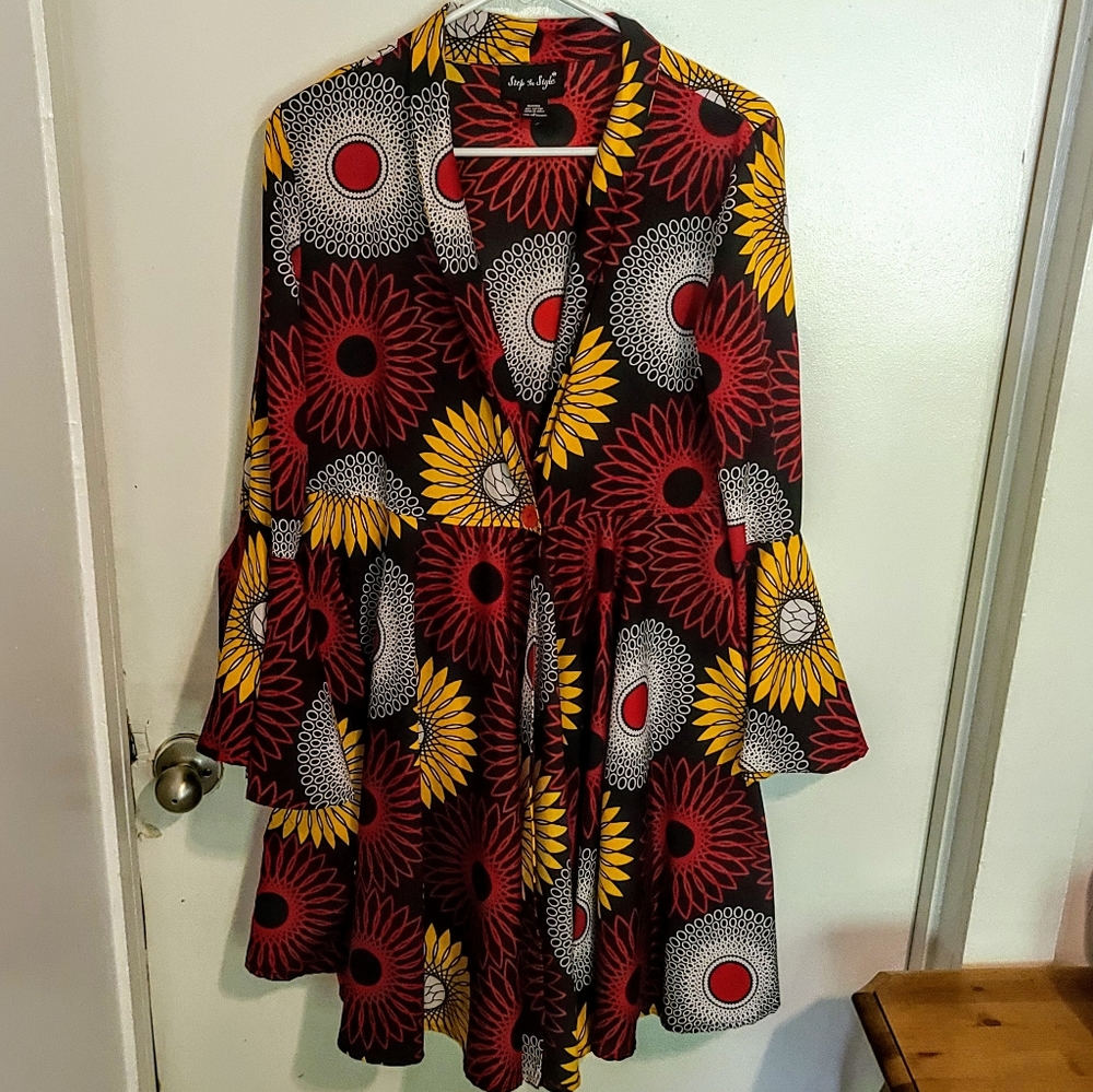Boutique Colorful Daisy Print Duster sz Lg